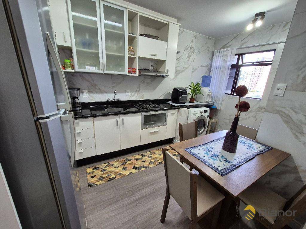 Apartamento à venda com 3 quartos, 87m² - Foto 9