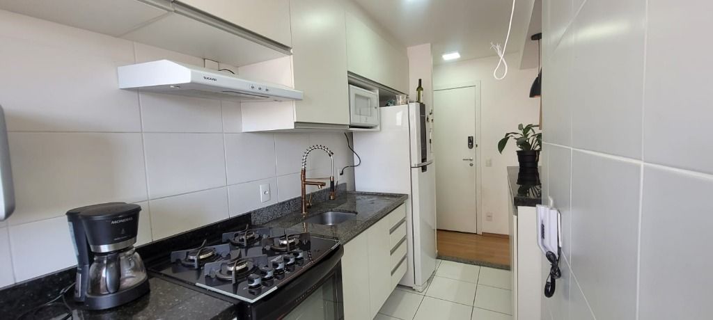 Apartamento à venda com 2 quartos, 60m² - Foto 1