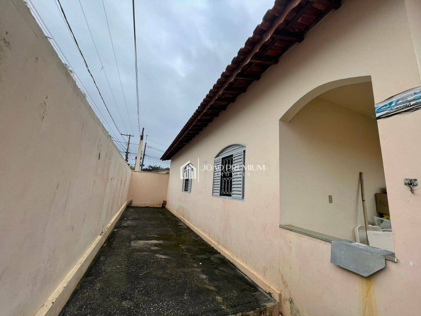 Casa à venda com 4 quartos, 299m² - Foto 10