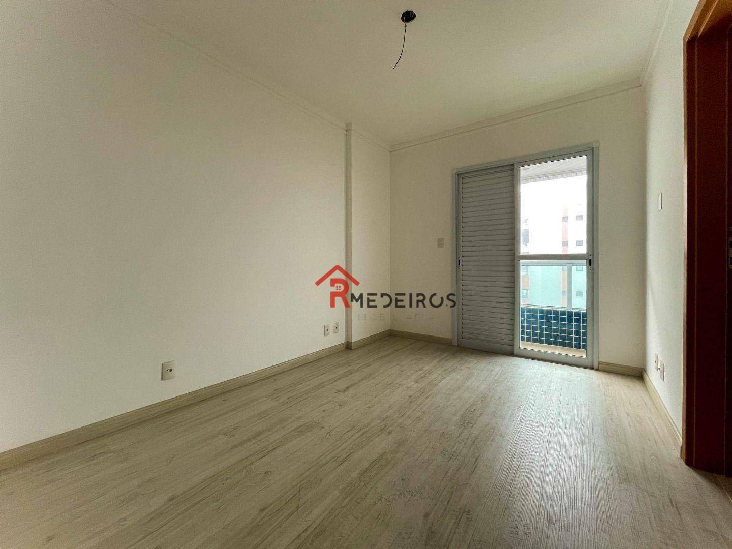 Apartamento à venda com 2 quartos, 80m² - Foto 12