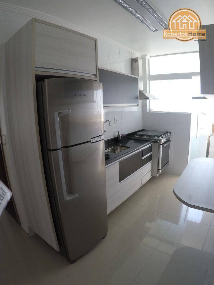 Apartamento à venda com 2 quartos, 76m² - Foto 13