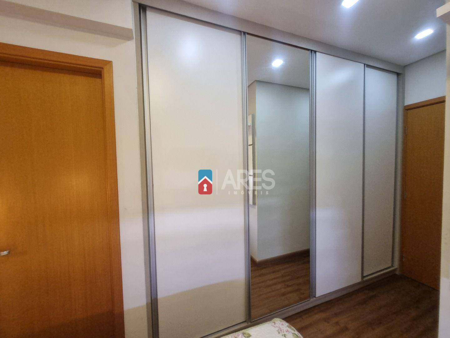 Apartamento à venda com 3 quartos, 81m² - Foto 16