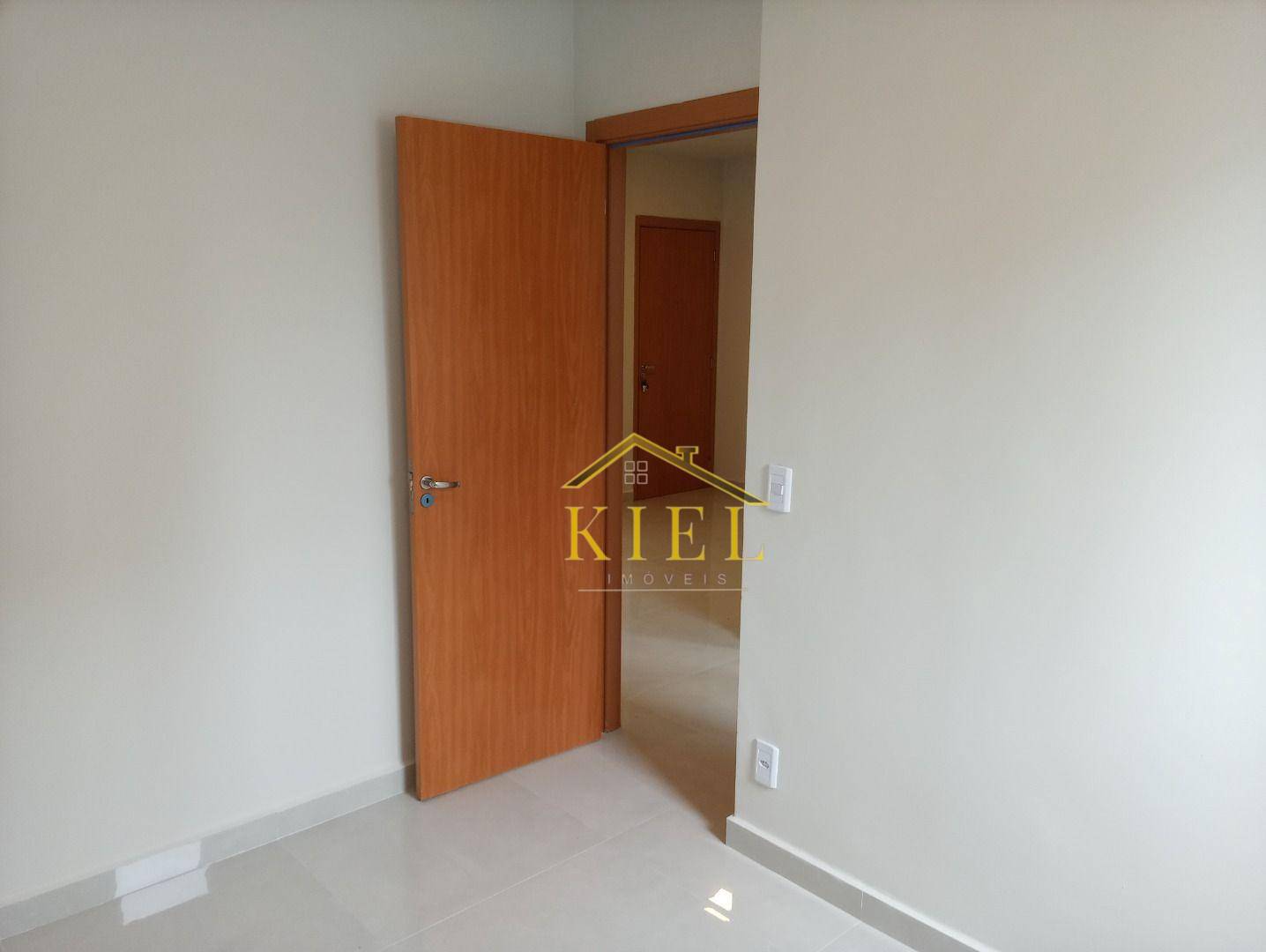 Apartamento à venda com 2 quartos, 41m² - Foto 17