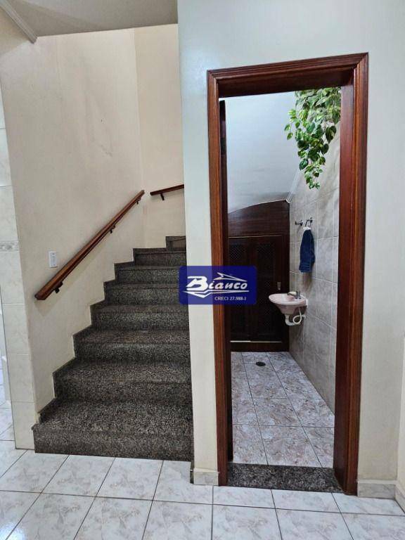 Sobrado à venda com 3 quartos, 160m² - Foto 5