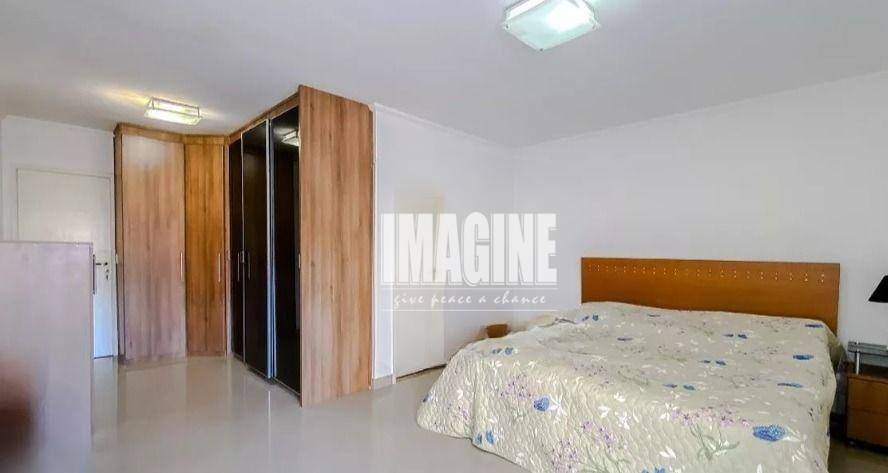 Sobrado à venda com 3 quartos, 230m² - Foto 9