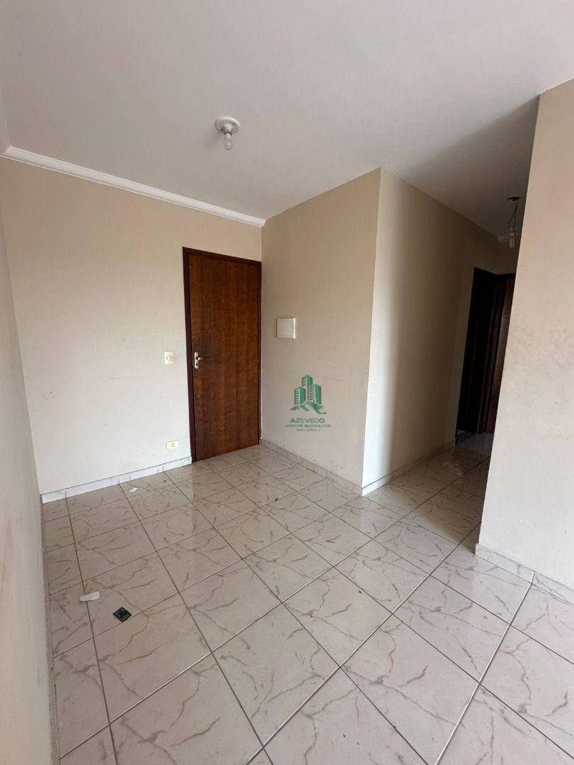 Apartamento para alugar com 2 quartos, 70m² - Foto 2