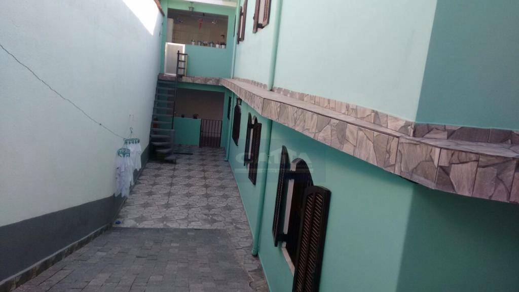 Casa à venda com 4 quartos, 155m² - Foto 4