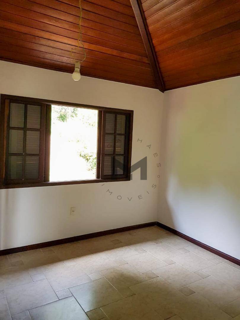 Casa à venda com 4 quartos, 190m² - Foto 15