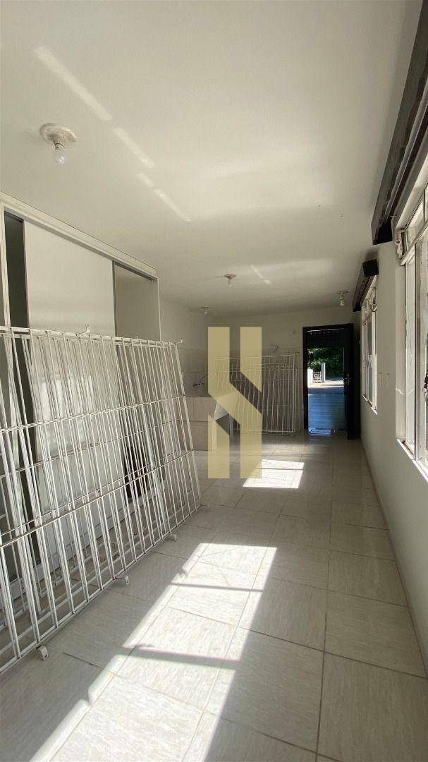 Casa à venda com 4 quartos, 282m² - Foto 22