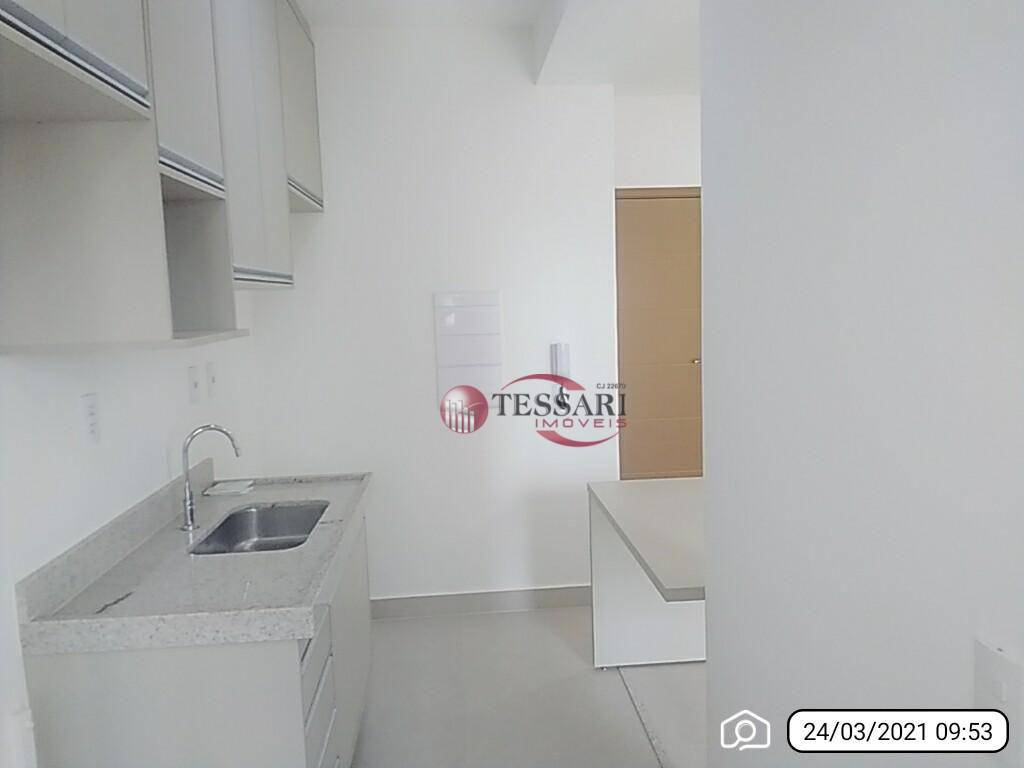 Apartamento para alugar com 3 quartos, 80m² - Foto 5