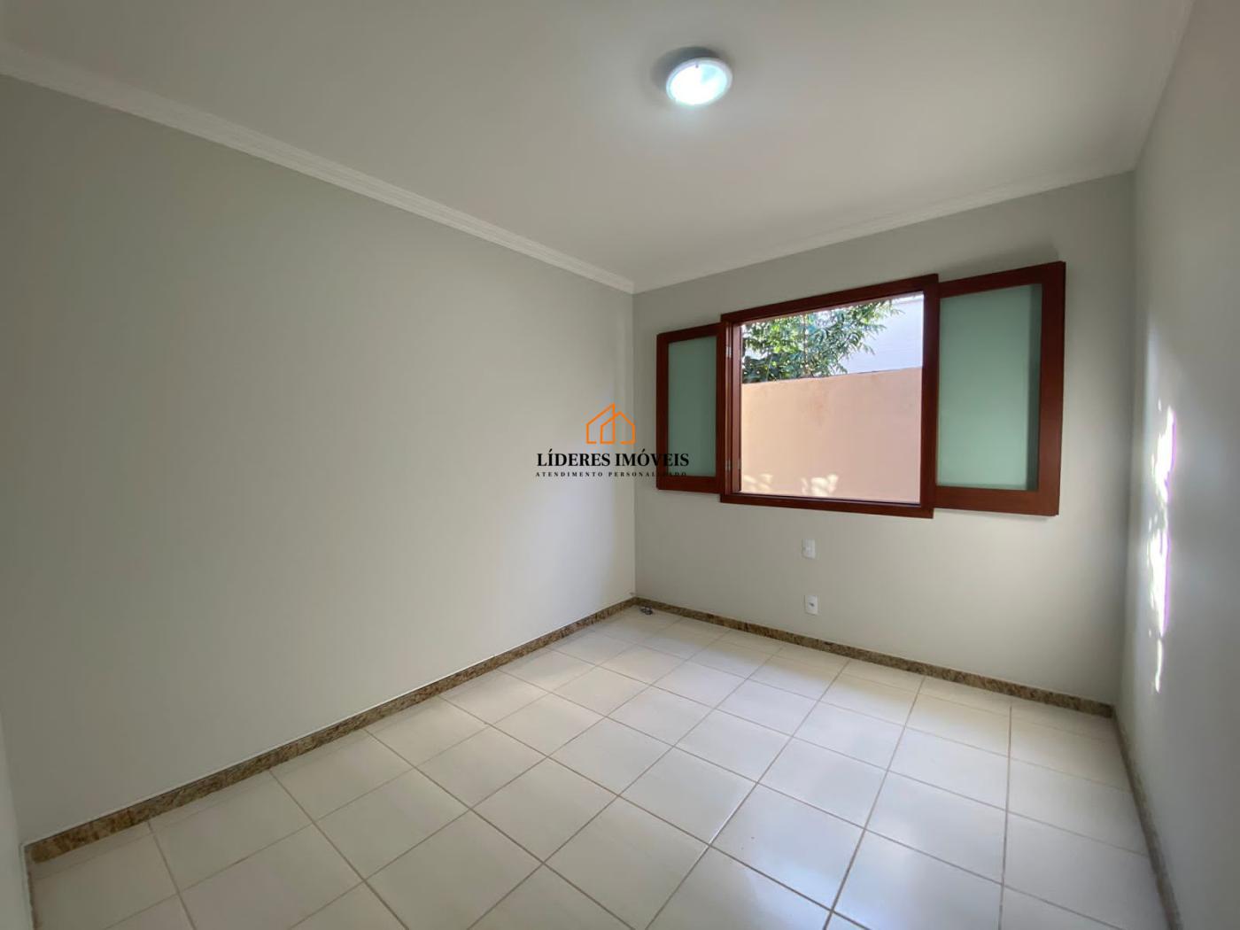 Casa à venda com 3 quartos, 153m² - Foto 8