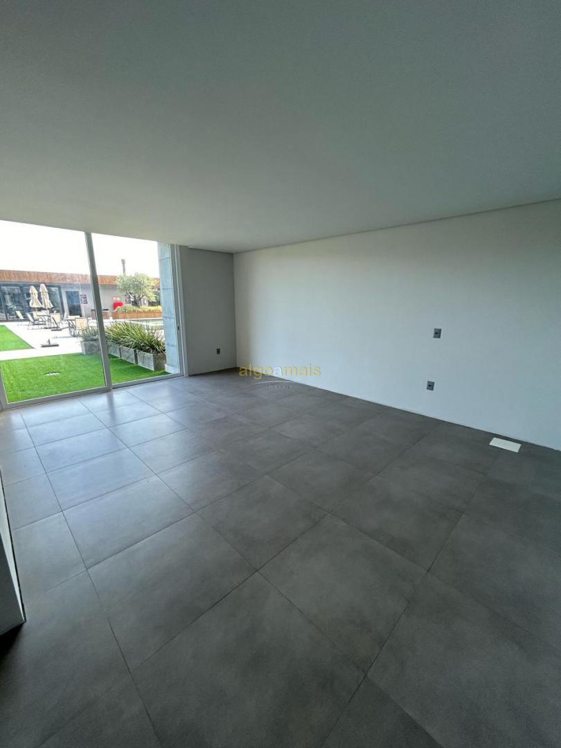 Apartamento à venda com 1 quarto, 48m² - Foto 2