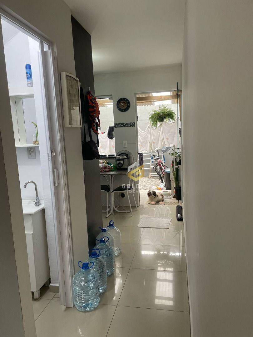 Sobrado à venda com 2 quartos, 85m² - Foto 3