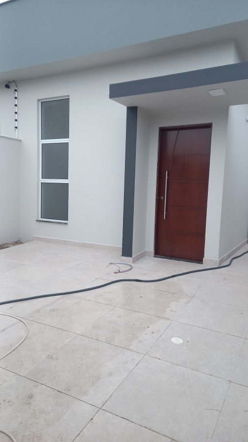 Casa à venda com 2 quartos, 143m² - Foto 2