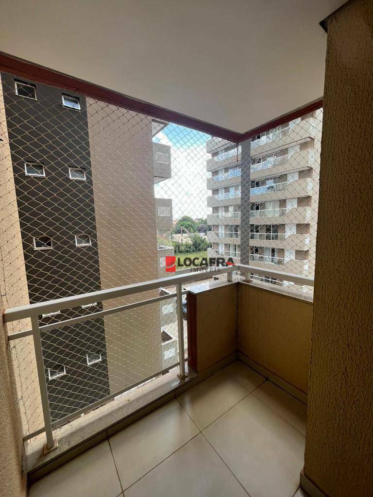 Apartamento para alugar com 2 quartos, 80m² - Foto 18