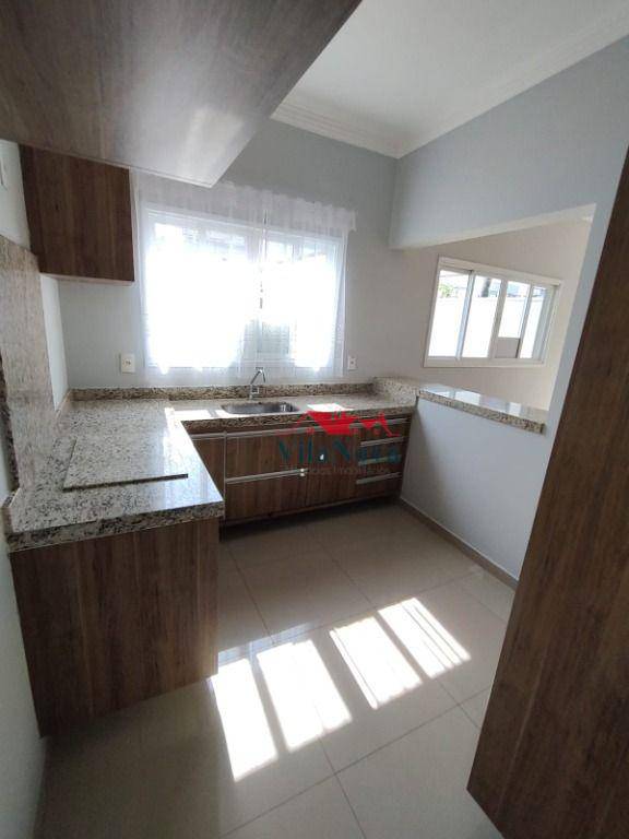 Casa de Condomínio à venda e aluguel com 3 quartos, 105m² - Foto 4