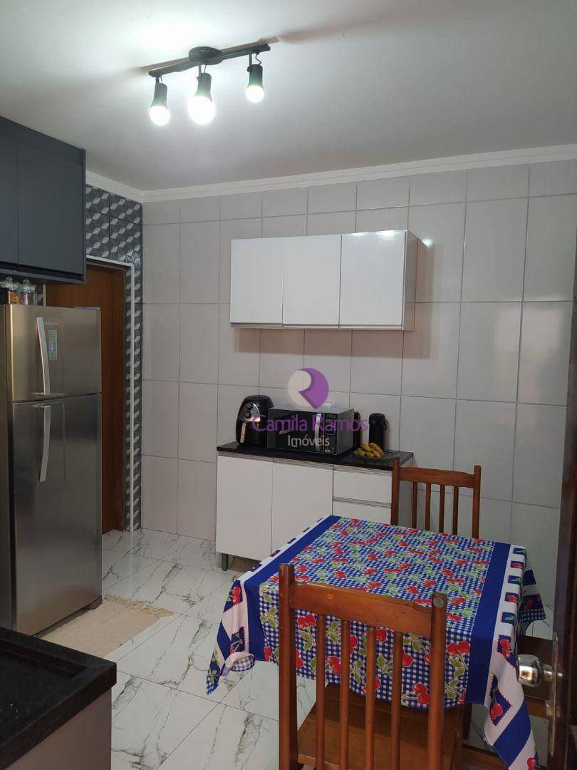 Sobrado à venda com 2 quartos, 180m² - Foto 6