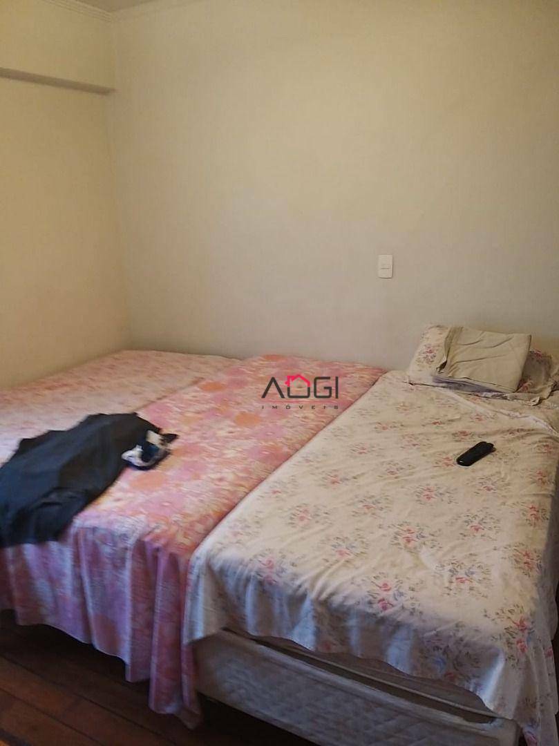 Apartamento à venda com 3 quartos, 197m² - Foto 12