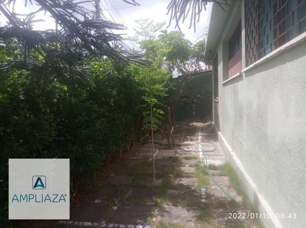 Casa à venda com 4 quartos, 240m² - Foto 24