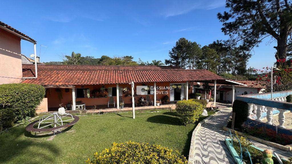 Chácara à venda com 8 quartos, 5000M2 - Foto 2