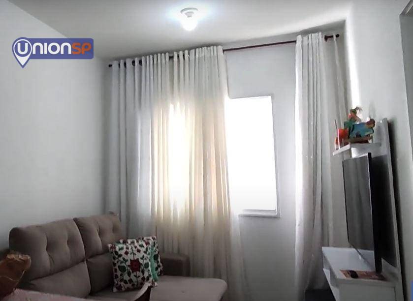 Apartamento à venda com 1 quarto, 33m² - Foto 2