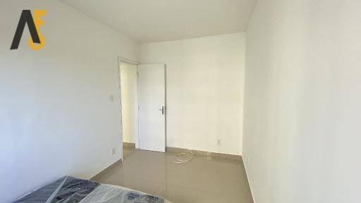 Apartamento à venda com 2 quartos, 56m² - Foto 7