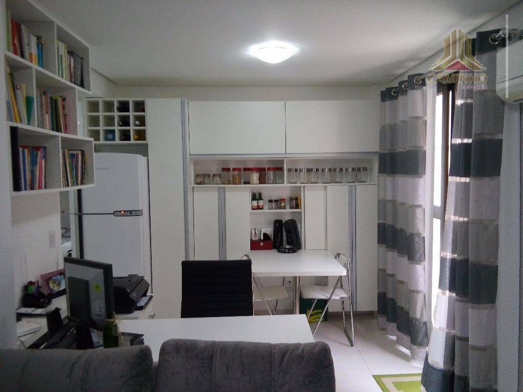 Apartamento à venda com 1 quarto, 53m² - Foto 2