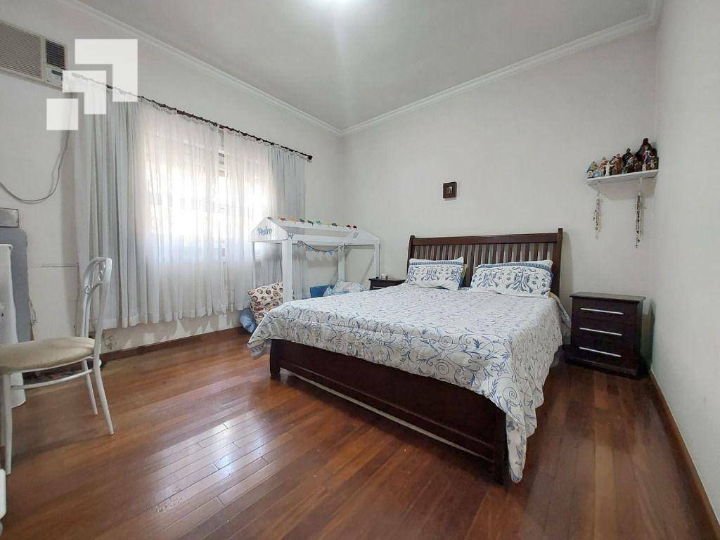 Casa à venda com 4 quartos, 360m² - Foto 13