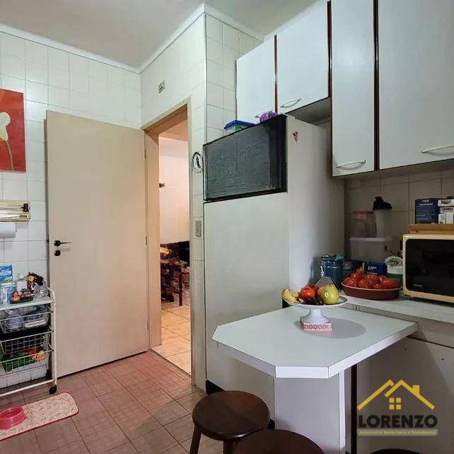 Apartamento à venda com 2 quartos, 64m² - Foto 7