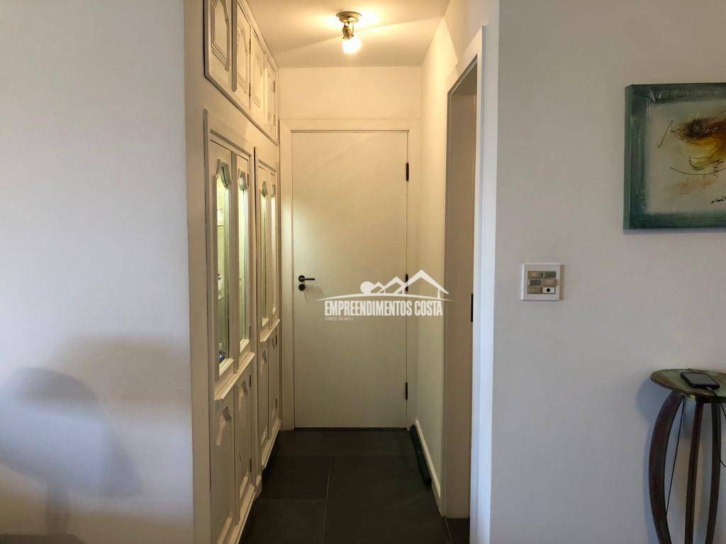 Apartamento à venda com 3 quartos, 150m² - Foto 9