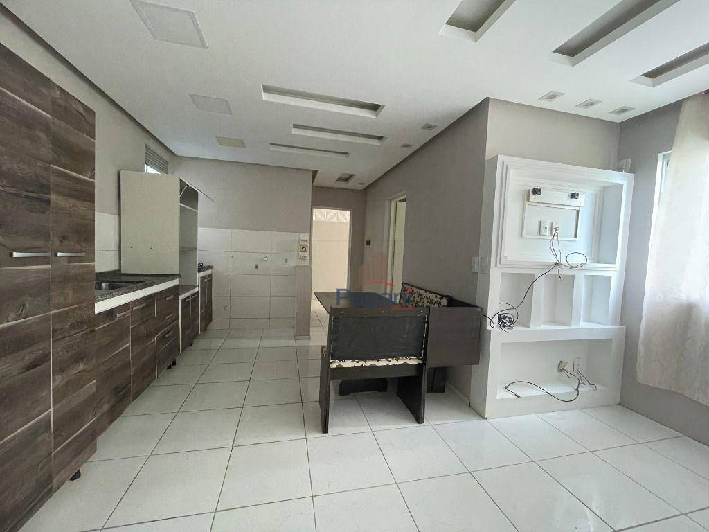 Apartamento para alugar com 2 quartos, 47m² - Foto 2