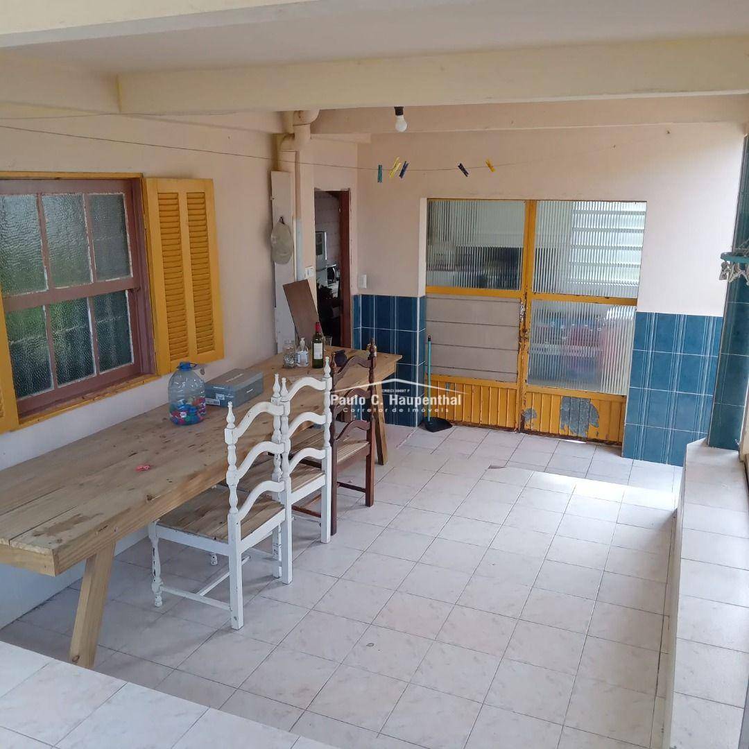 Casa à venda com 4 quartos, 220m² - Foto 14