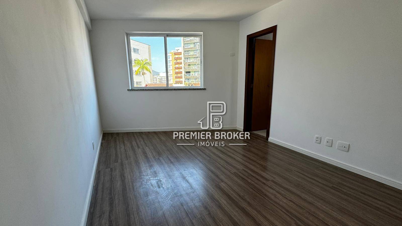 Apartamento à venda com 2 quartos, 66m² - Foto 3