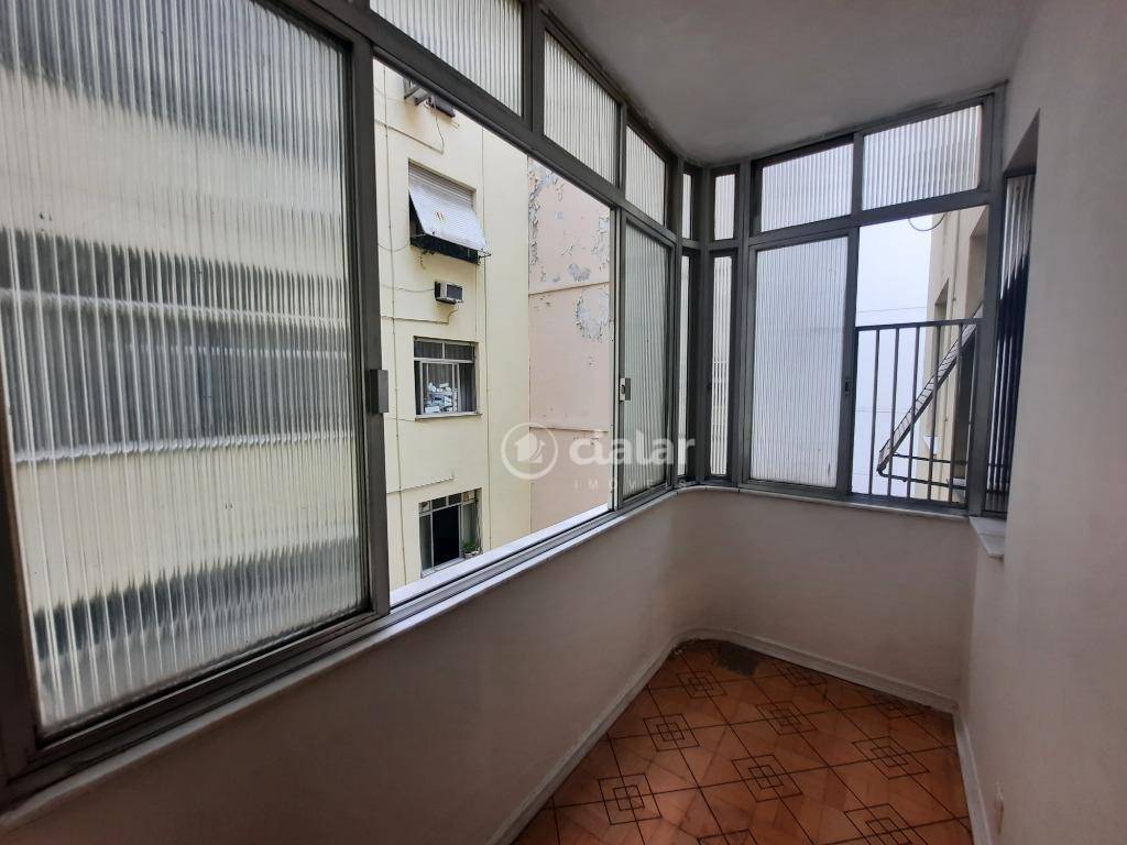 Apartamento à venda com 3 quartos, 100m² - Foto 5