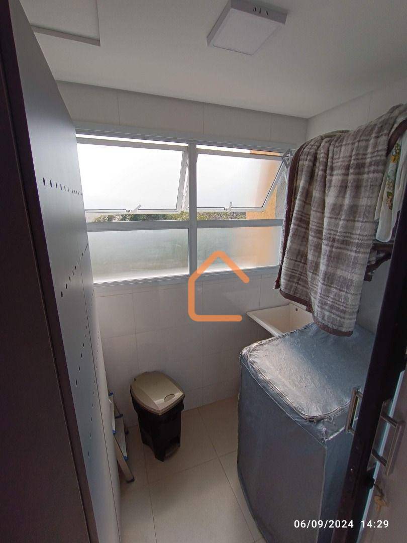 Apartamento à venda com 2 quartos, 65m² - Foto 7