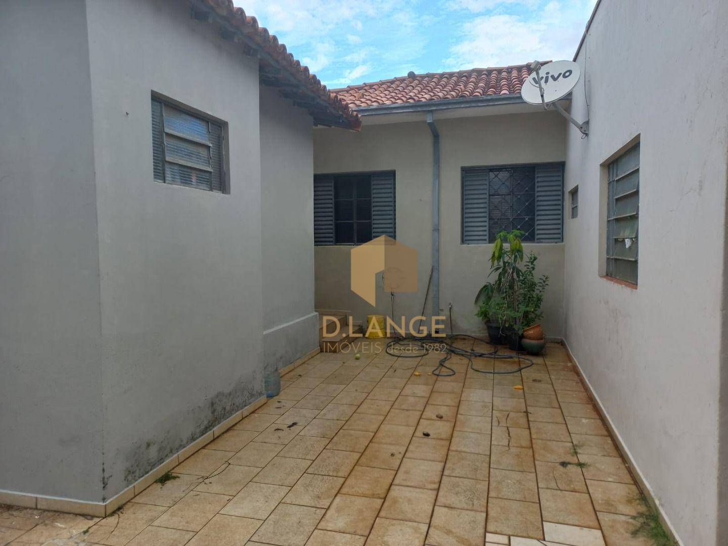 Casa à venda e aluguel com 3 quartos, 226m² - Foto 16