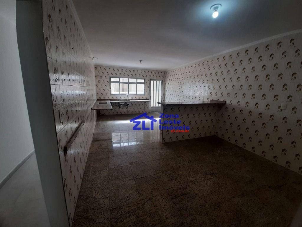 Sobrado à venda e aluguel com 3 quartos, 385m² - Foto 17