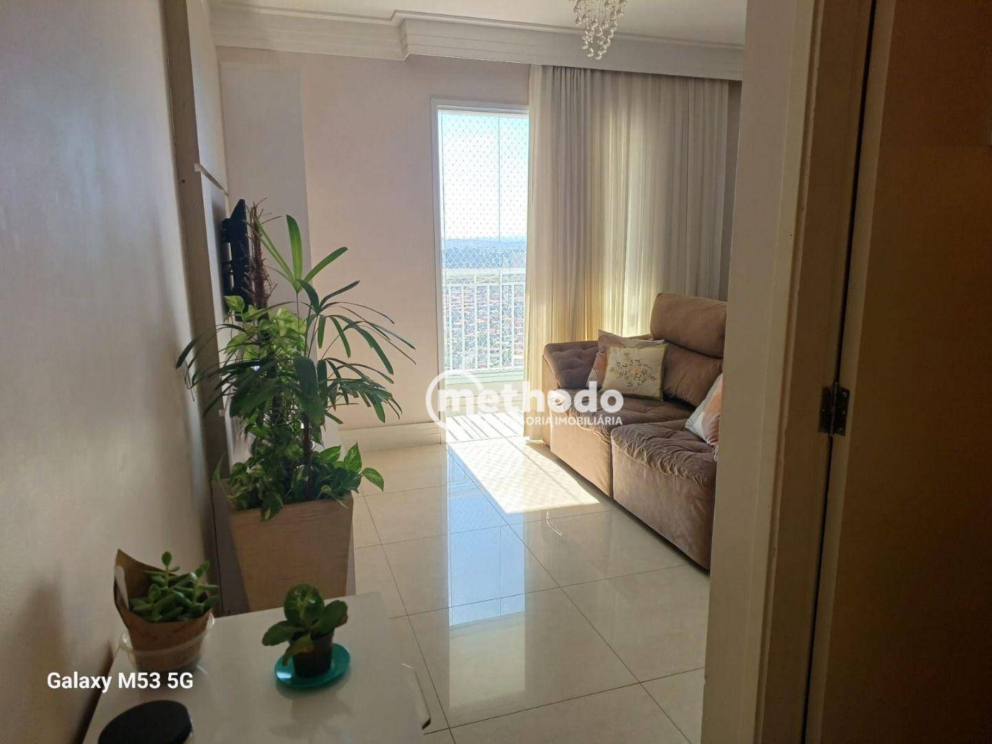 Apartamento à venda com 3 quartos, 86m² - Foto 2