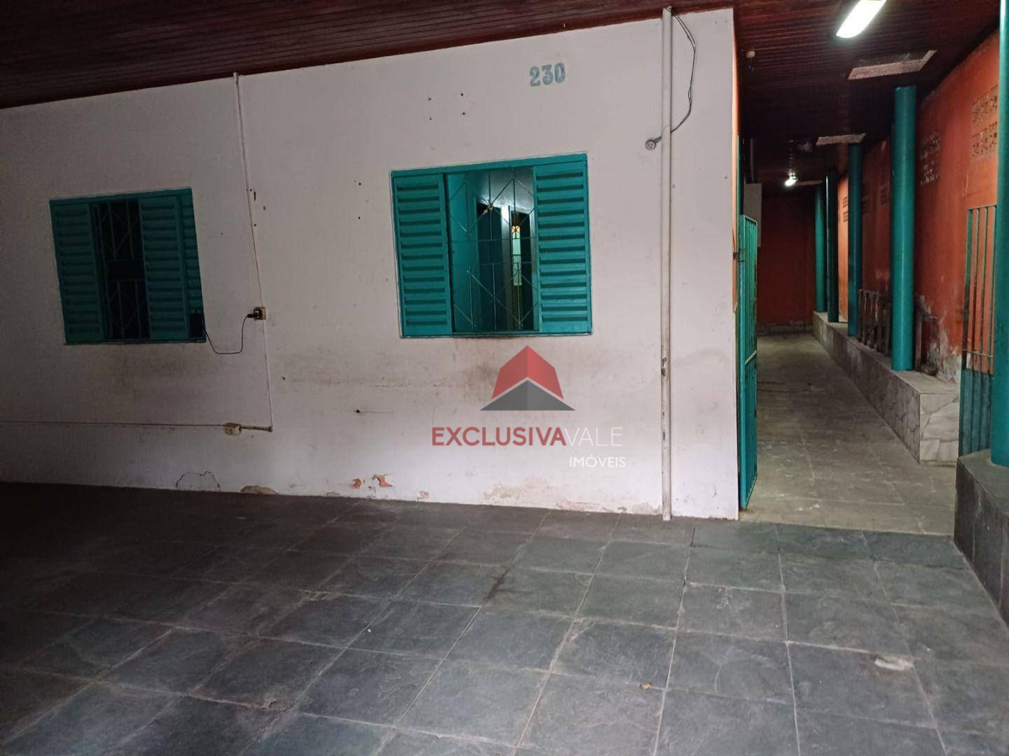 Casa à venda com 2 quartos, 58m² - Foto 2