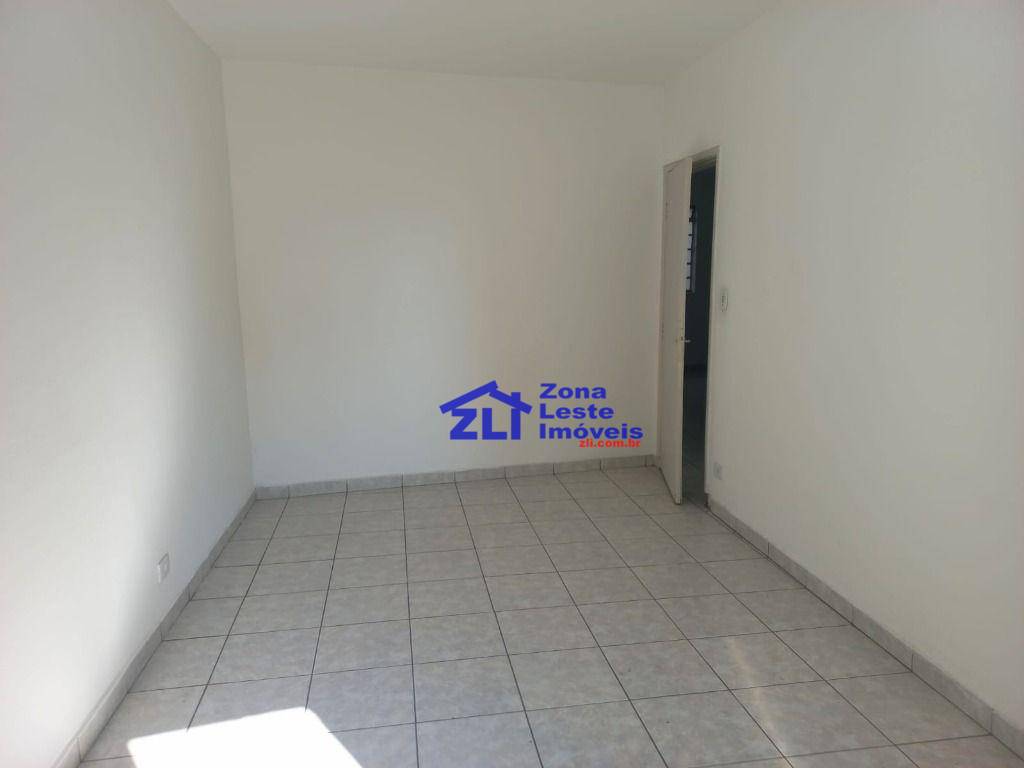 Apartamento para alugar com 2 quartos, 60m² - Foto 13