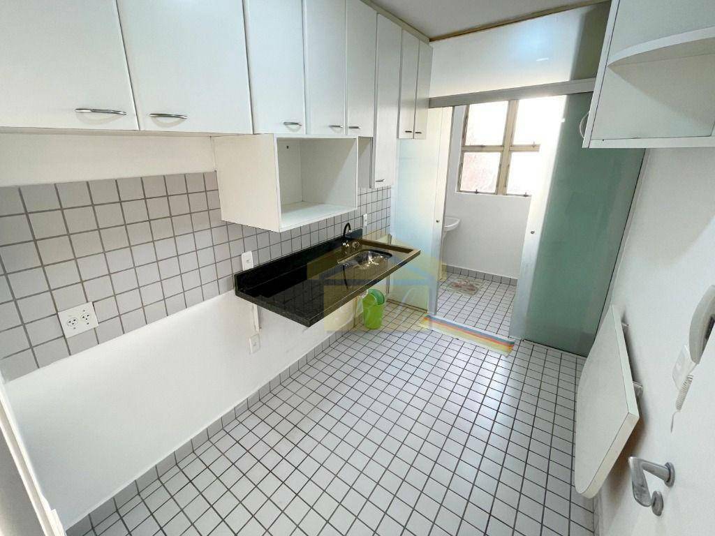 Apartamento à venda com 3 quartos, 64m² - Foto 10