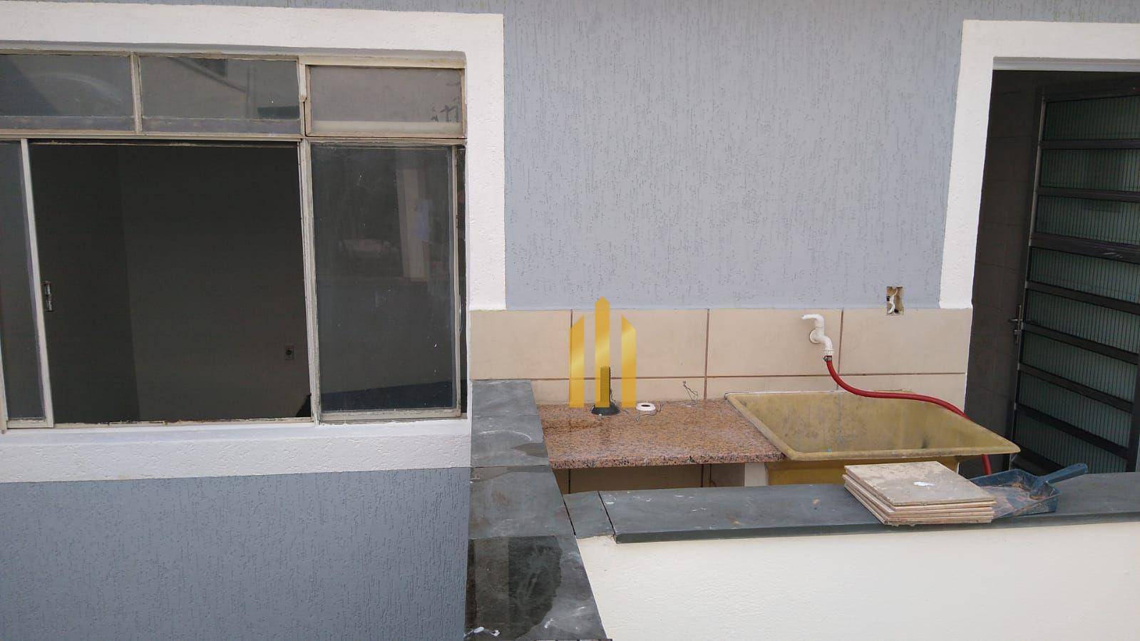 Sobrado à venda com 3 quartos, 250m² - Foto 27