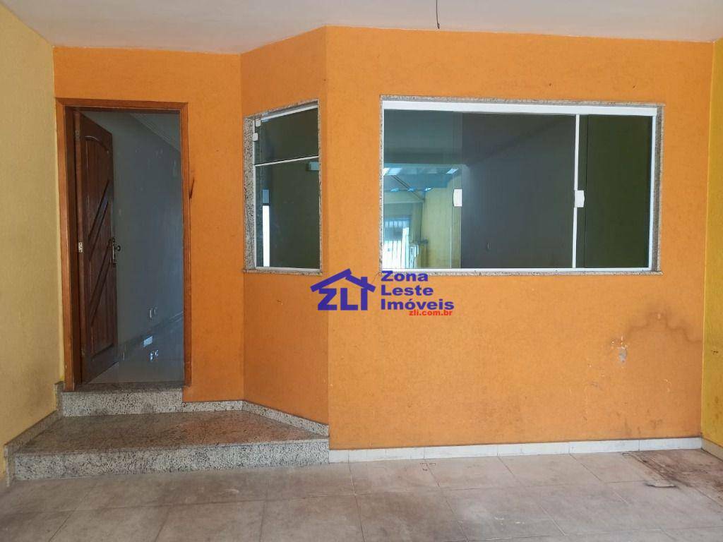 Sobrado à venda com 3 quartos, 140m² - Foto 1