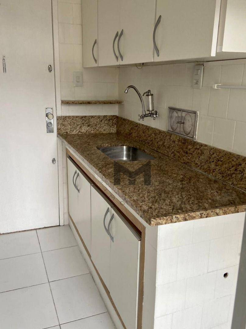 Apartamento à venda com 3 quartos, 101m² - Foto 16