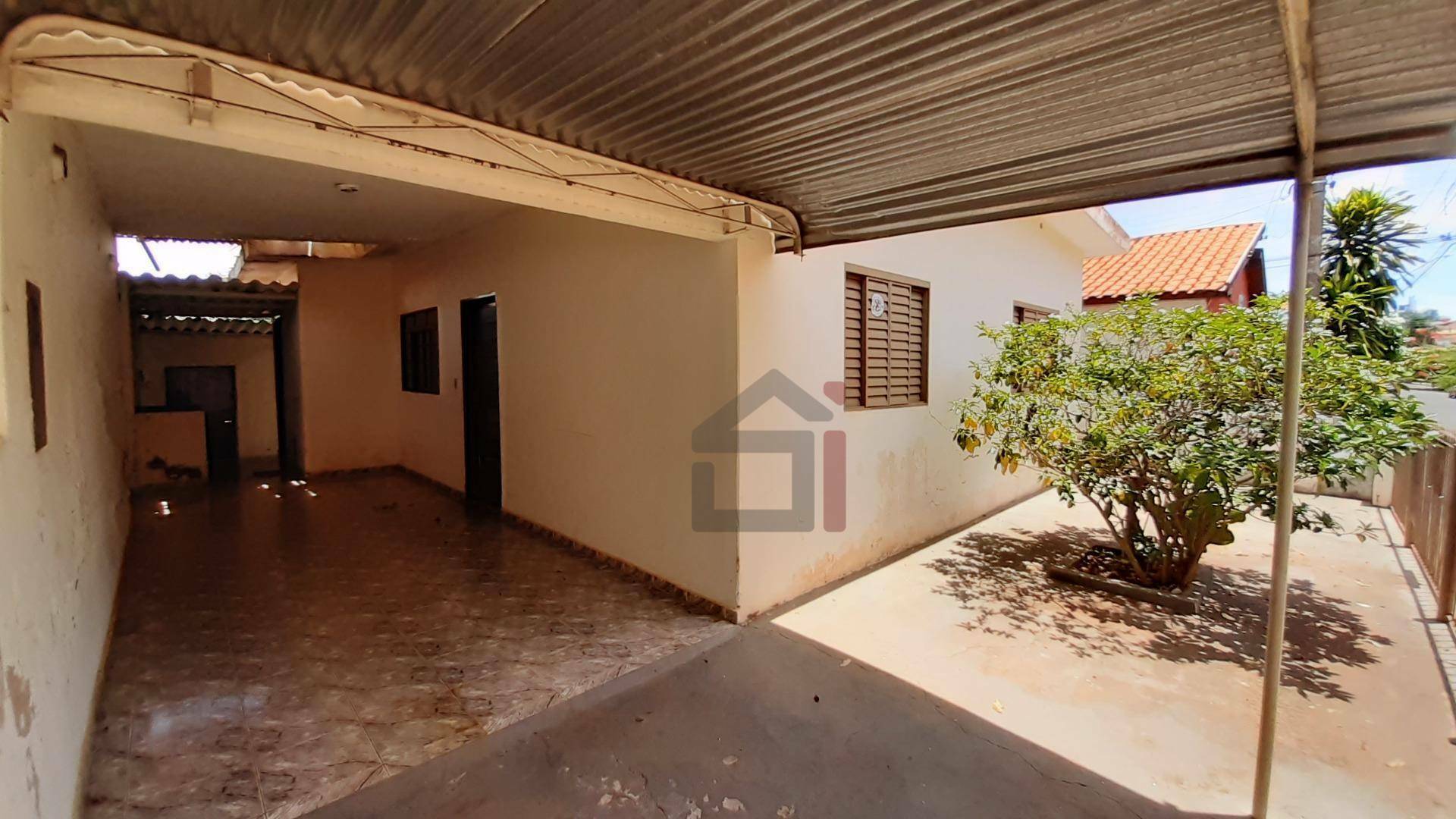 Casa à venda com 3 quartos, 108m² - Foto 1