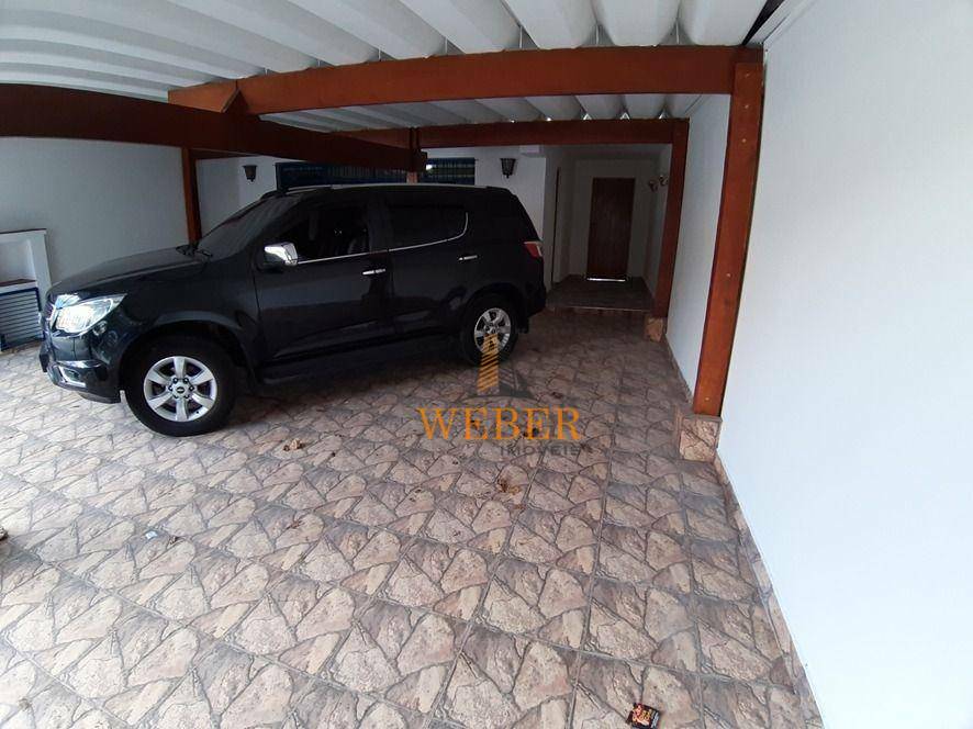 Sobrado à venda com 3 quartos, 280m² - Foto 1