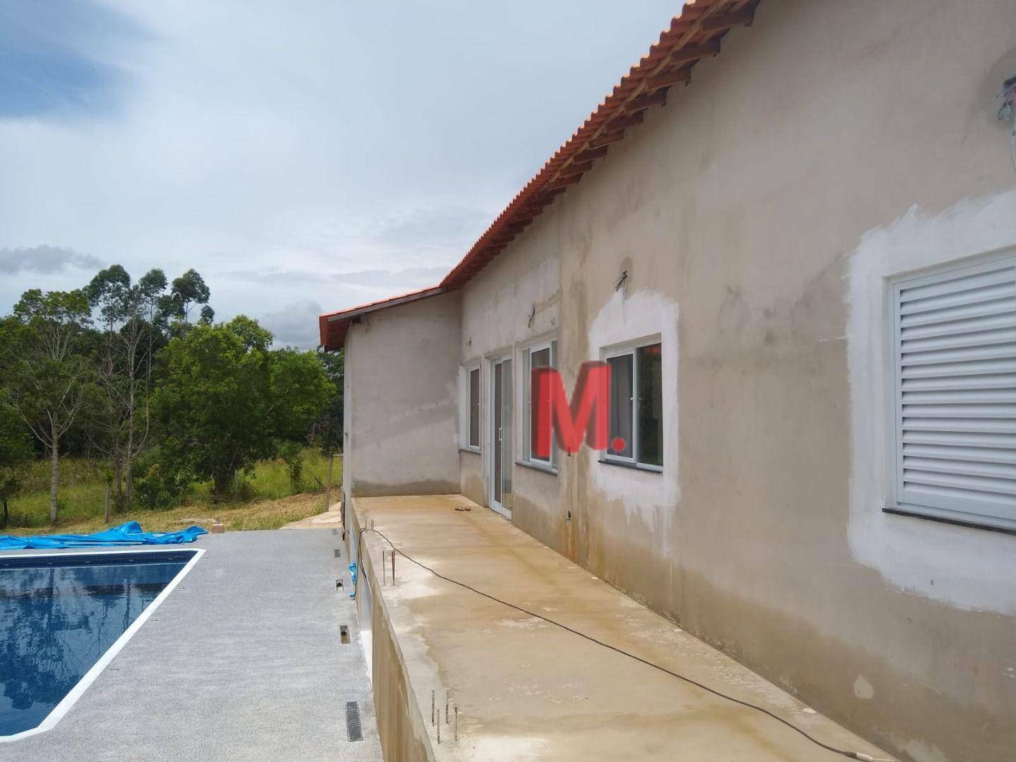 Chácara à venda com 3 quartos, 164m² - Foto 2