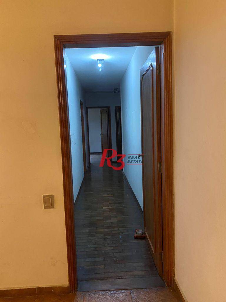 Casa à venda com 4 quartos, 250m² - Foto 4