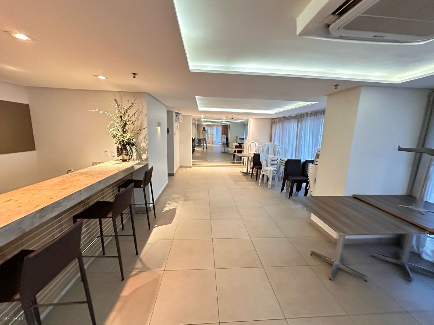 Apartamento à venda com 3 quartos, 205m² - Foto 13