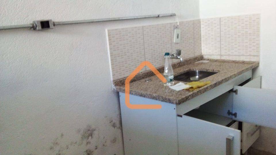 Casa à venda com 3 quartos, 160m² - Foto 8